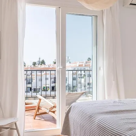 Vakantiehuis Pio - Townhouse 15 Minutes From The *